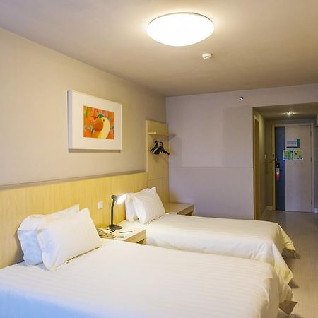 Jinjiang Inn Kunshan Renming Road West Street Екстериор снимка